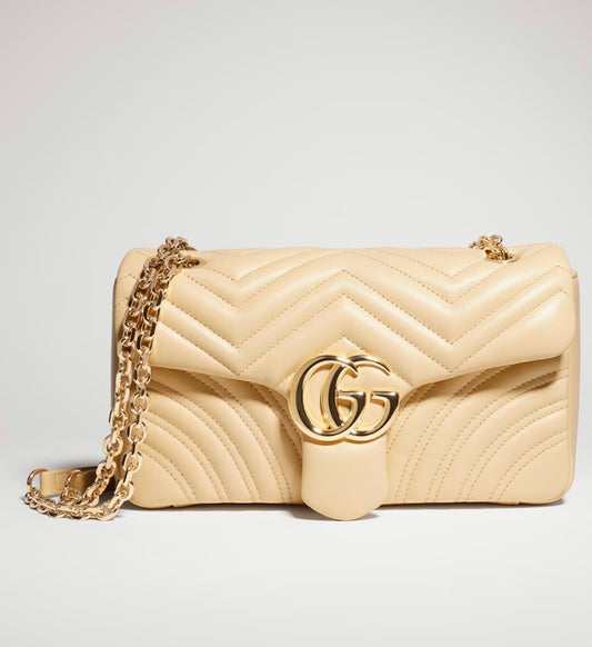 GG Marmont medium shoulder bag