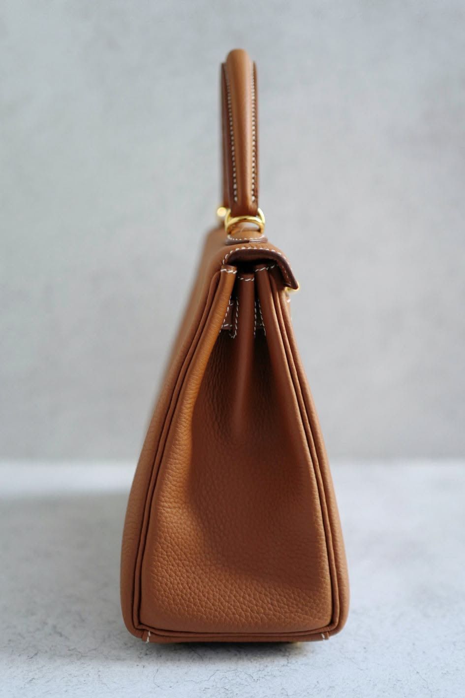 Hermès Kelly 25 Retourne Gold Togo Gold Hardware