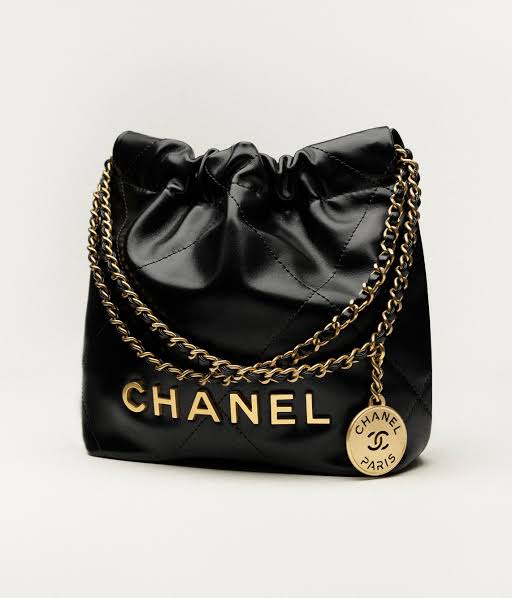 Chanel 22 small bag