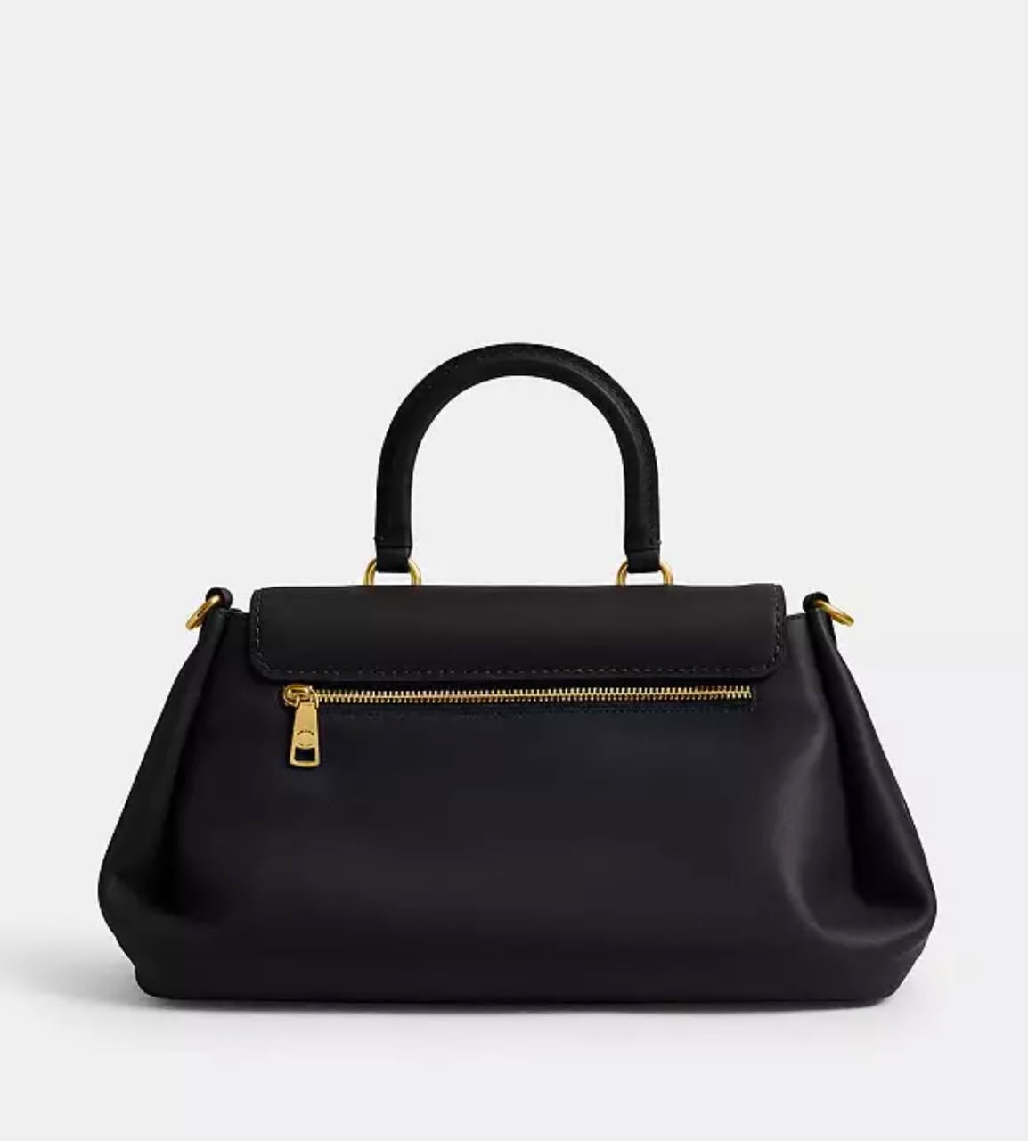 Slouchy Rogue Top
Handle Bag