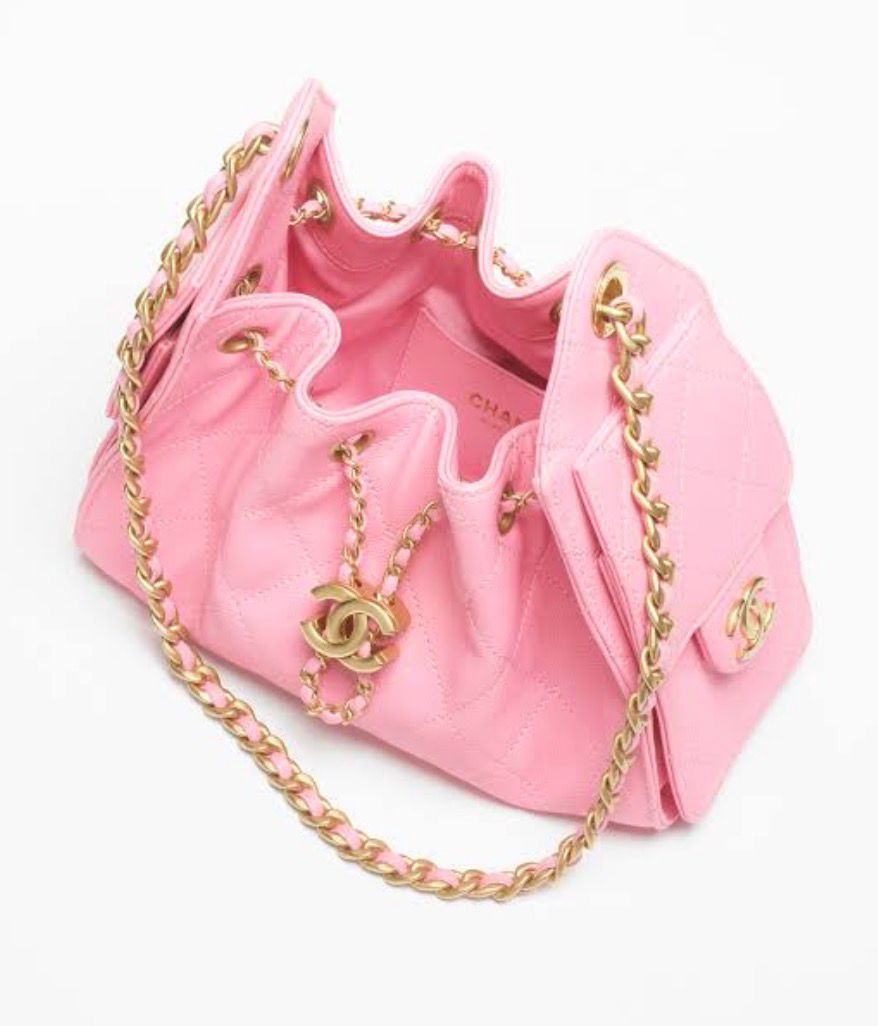 Chanel 25 mini Shopping Bag