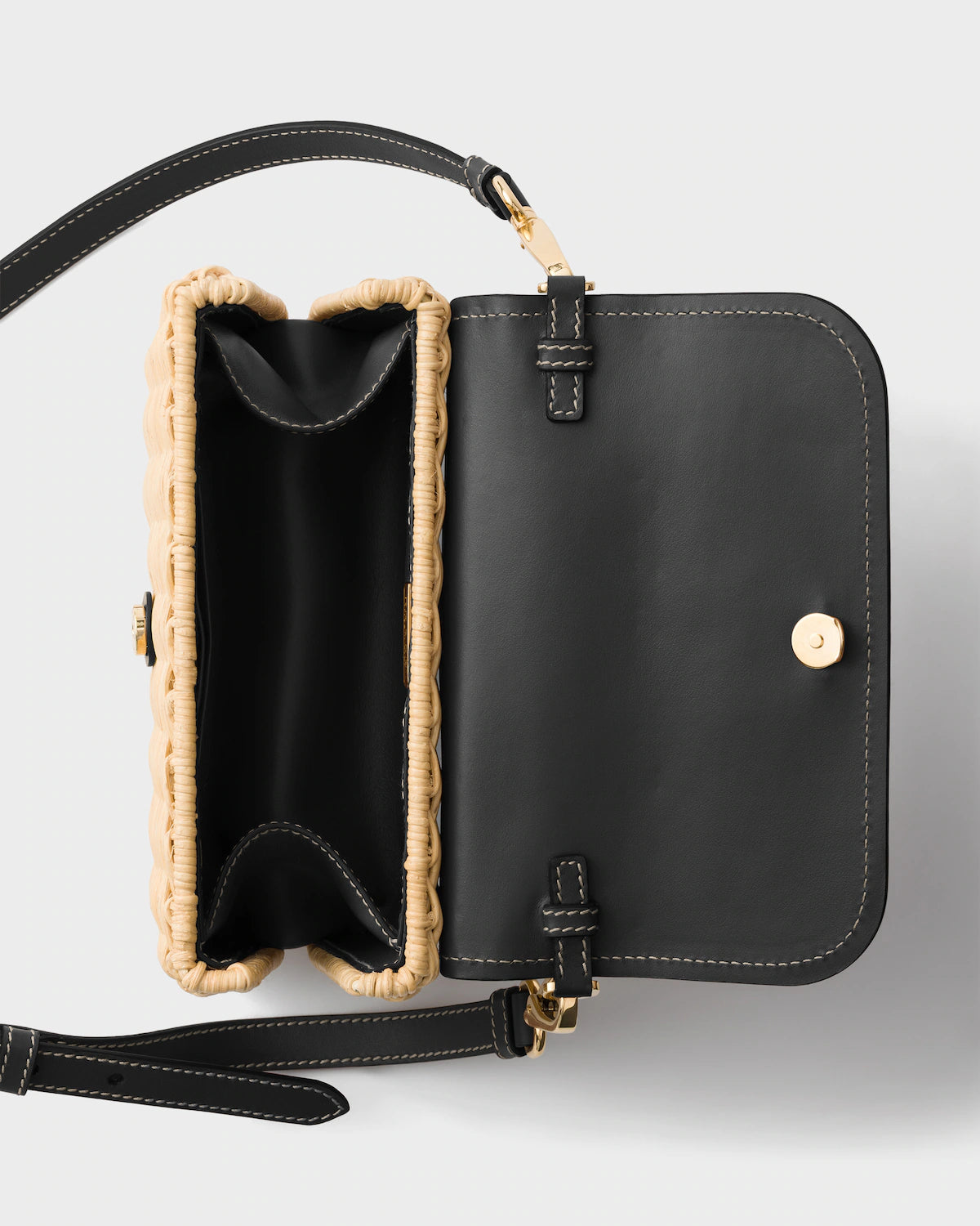 Small wicker and leather shoulder bag